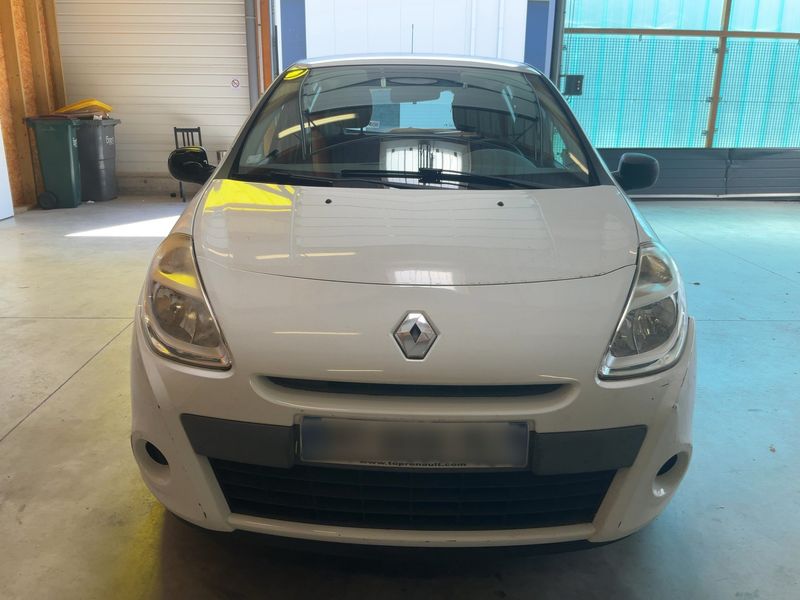 Renault Clio 1.2 Authentique 2011 – снимка 14
