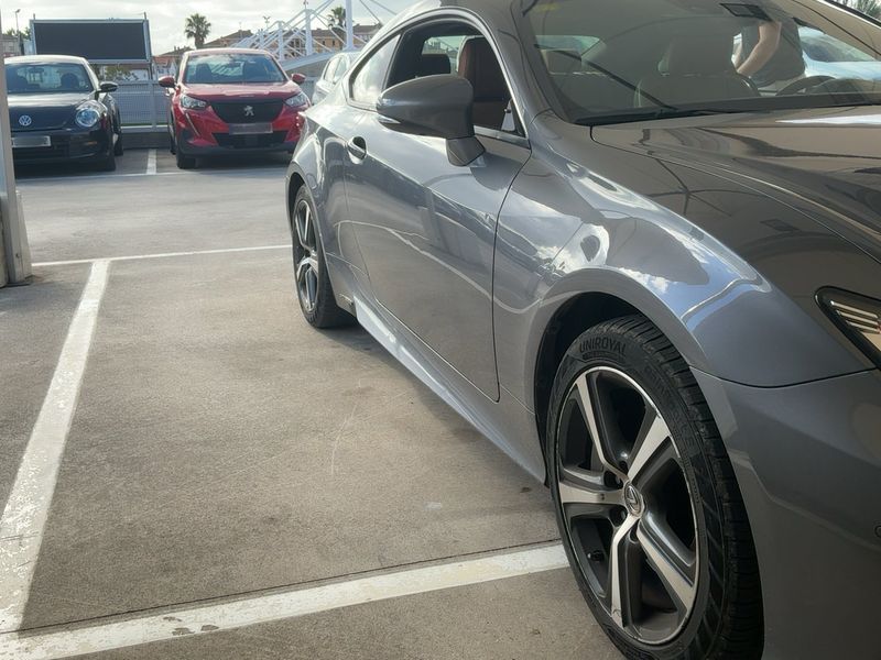 Lexus RC-Serie RC 300h Executive — zdjęcie 8