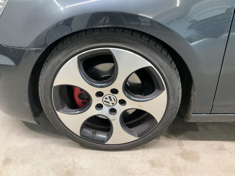 Volkswagen Golf VI 2.0 TSI GTI 2011 – снимка 3