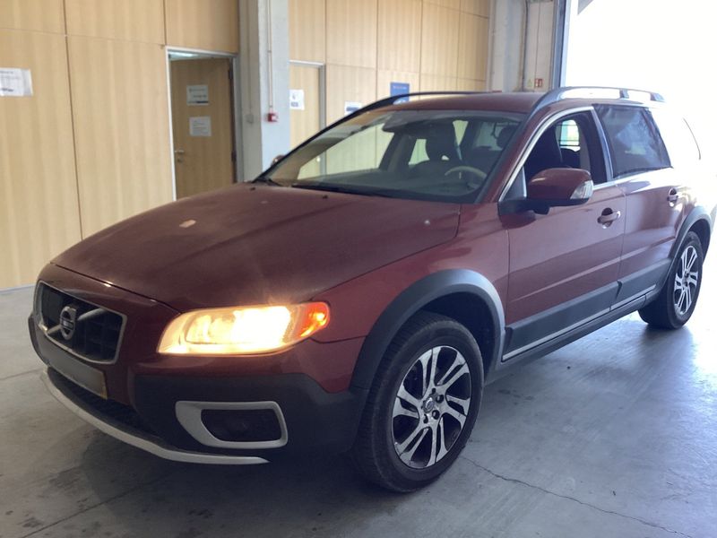 Volvo XC70 2.4 D4 Momentum AWD