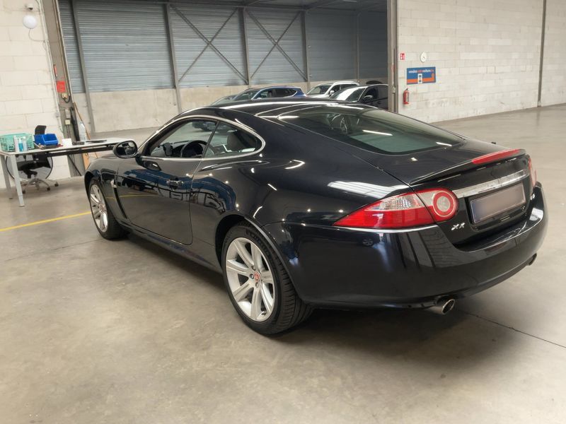 Jaguar XK 4.2 V8 — zdjęcie 3