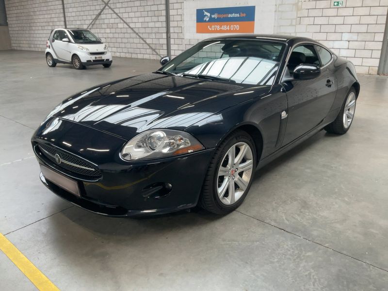 Jaguar XK 4.2 V8 — zdjęcie 2