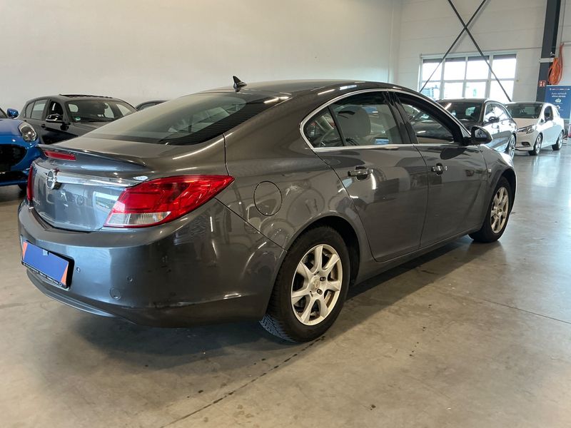 Opel Insignia 2.0 CDTI Edition 2009 – снимка 2