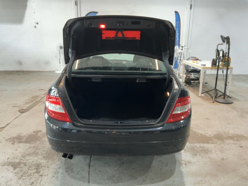 Mercedes-Benz C-Klasse C 180 CGI BlueEfficiency Classic 2010 – снимка 15