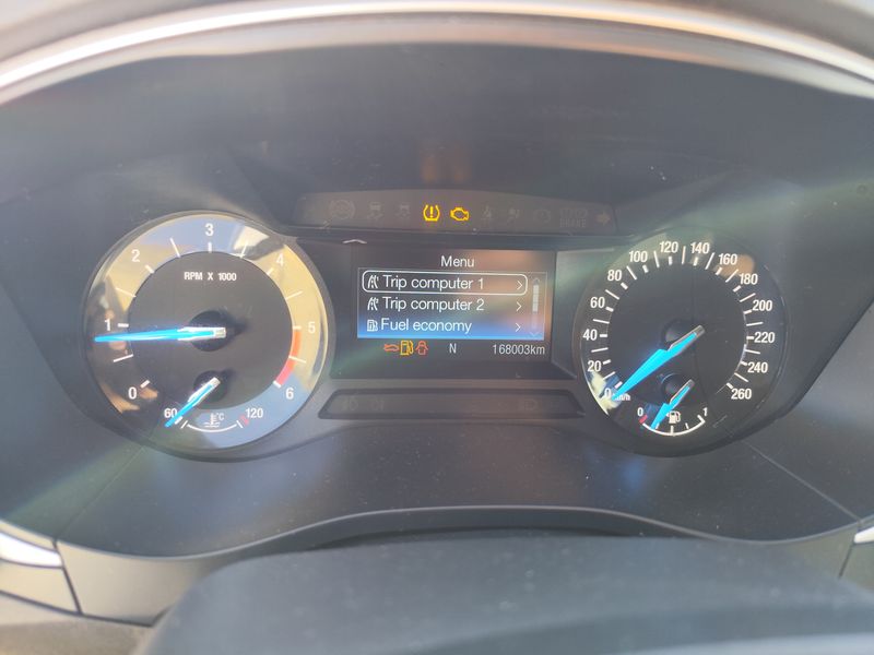 Ford Mondeo 1.5 TDCi Trend — zdjęcie 12