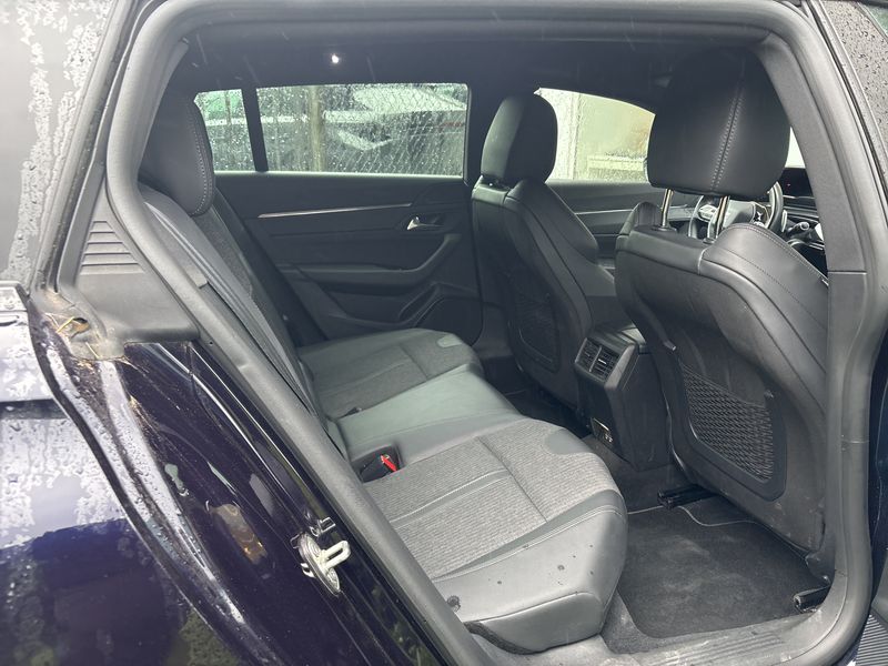 Peugeot 508 1.5 Blue-HDi Allure Pack — zdjęcie 13