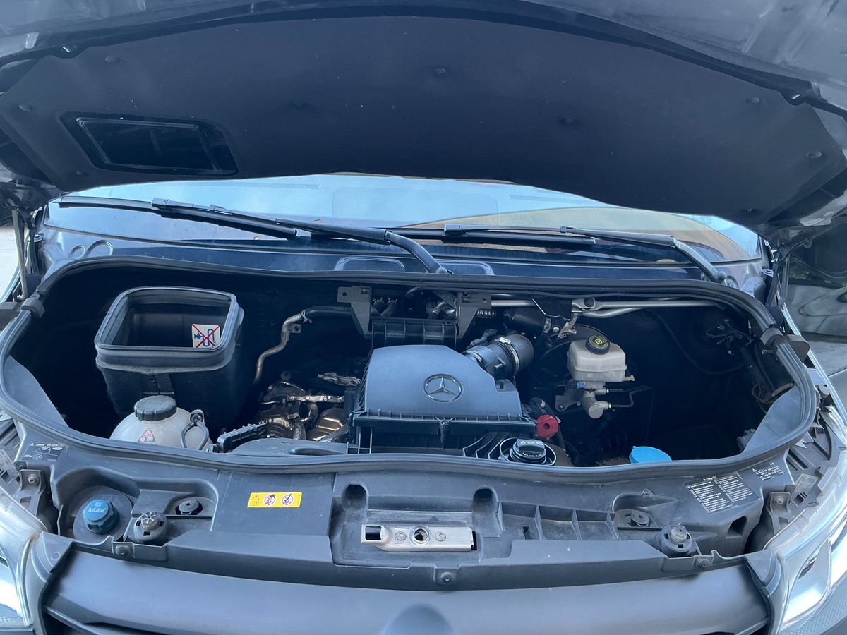 Mercedes-Benz Sprinter 2023 — photo 26