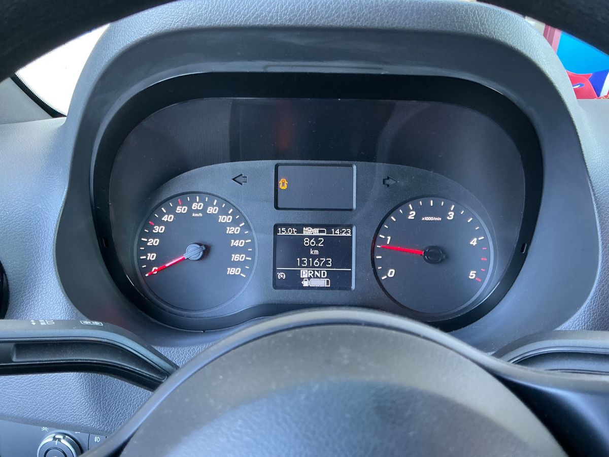 Mercedes-Benz Sprinter 2023 — photo 19