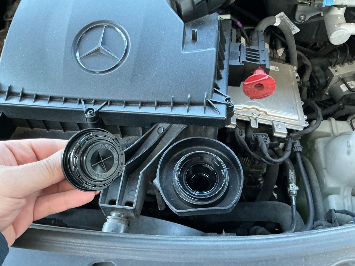 Mercedes-Benz Sprinter 2023 — photo 29