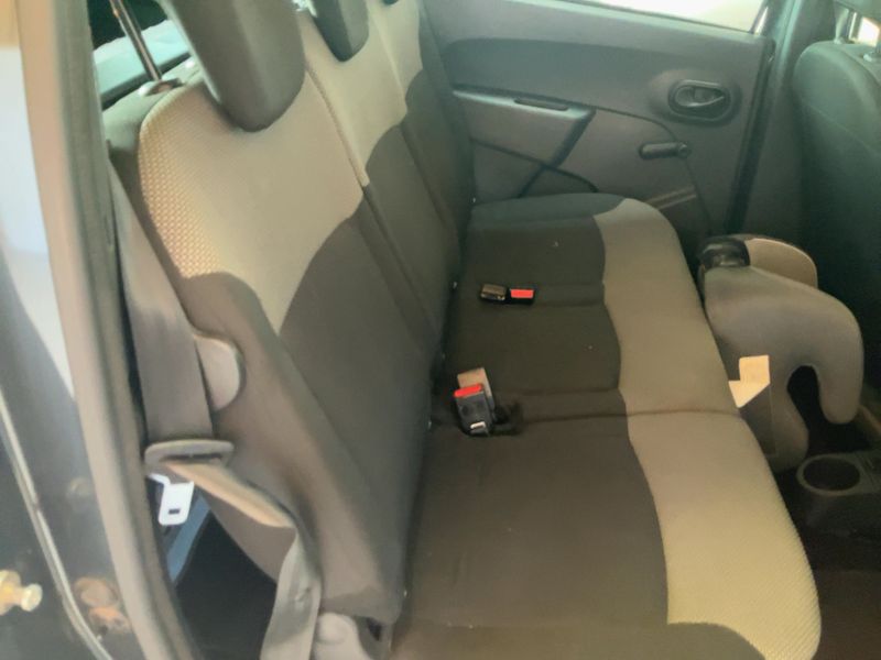 Dacia Lodgy 1.6 SCe LPG Silver Line — zdjęcie 14