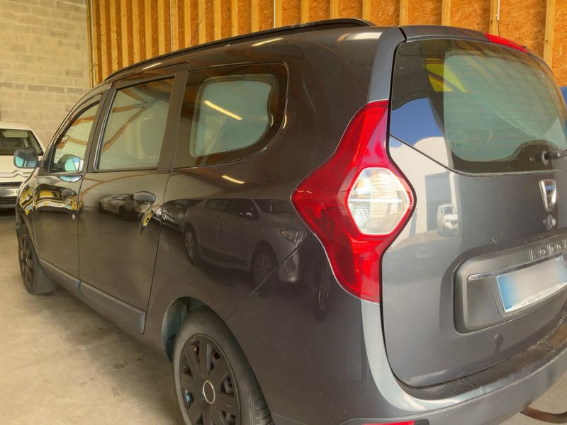 Dacia Lodgy 1.6 SCe LPG Silver Line — zdjęcie 3