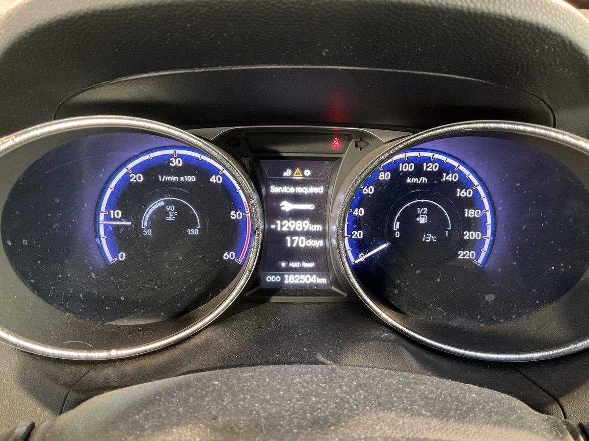 Hyundai ix35 2015 — photo 19