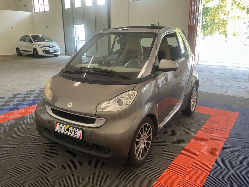 Smart fortwo 1.0 Micro Hybrid Drive pure
