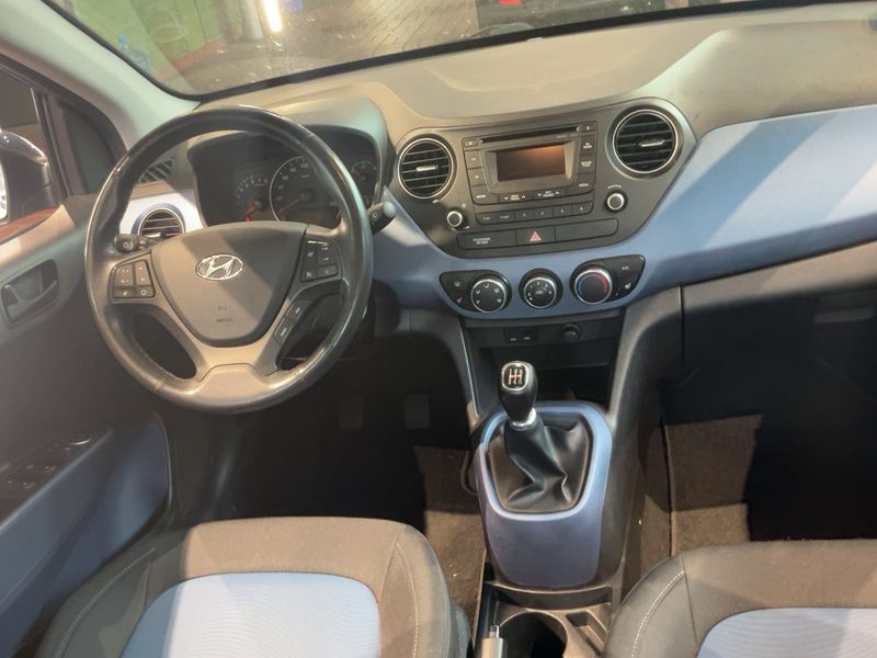 Hyundai i10 1.0 Trend — zdjęcie 12