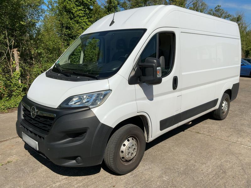 Opel Movano
