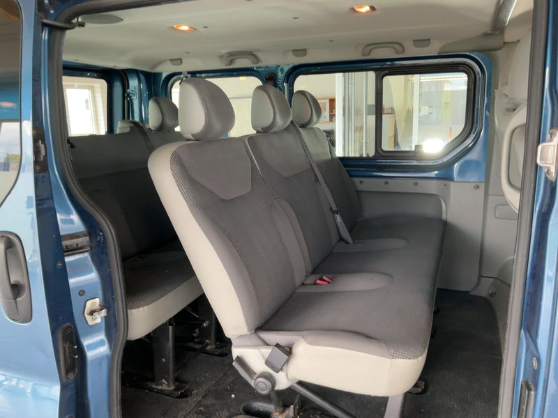 Opel Vivaro 2.0 CDTI Kombi L1H1 2,9t — zdjęcie 14
