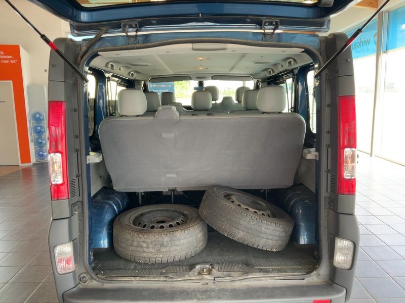 Opel Vivaro 2.0 CDTI Kombi L1H1 2,9t — zdjęcie 10
