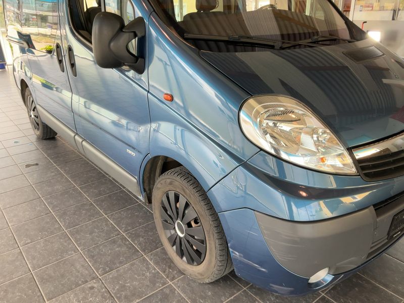 Opel Vivaro 2.0 CDTI Kombi L1H1 2,9t — zdjęcie 8