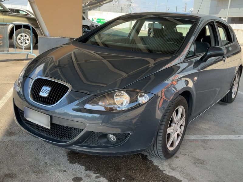 Seat Leon 2.0 TDI Stylance / Style — zdjęcie 1