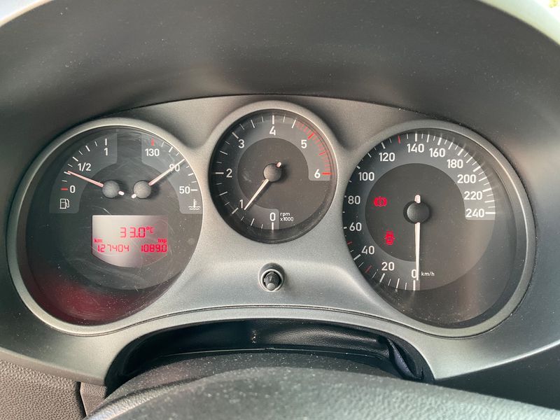 Seat Leon 2.0 TDI Stylance / Style — zdjęcie 13