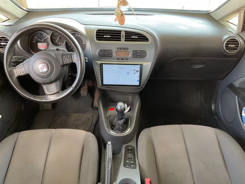 Seat Leon 2.0 TDI Stylance / Style — zdjęcie 12