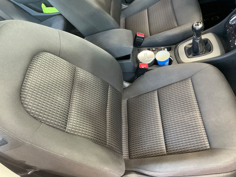 Audi Q3 2.0 TDI 2012 – снимка 29