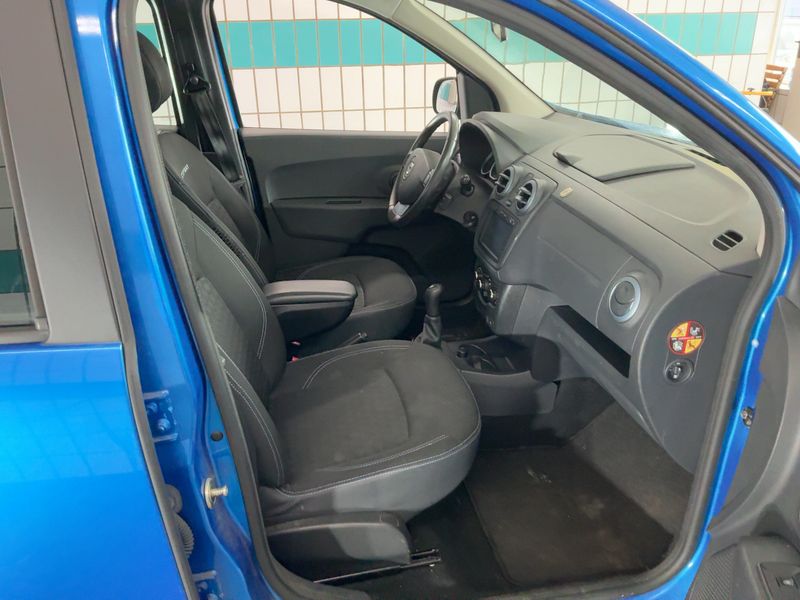 Dacia Lodgy 1.2 TCe Stepway — zdjęcie 11