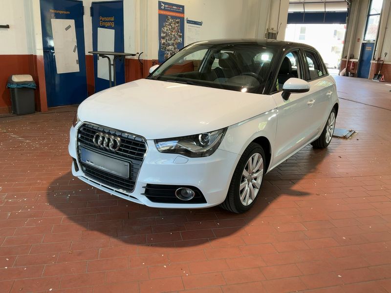 A1 Sportback 1.2 TFSI Ambition