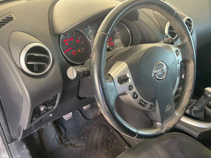 Nissan Qashqai 1.6 LPG ECO N-tec 2012 – снимка 38