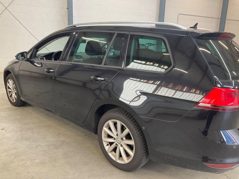 Volkswagen Golf VII 1.6 TDI Lounge BlueMotion Tech — zdjęcie 3