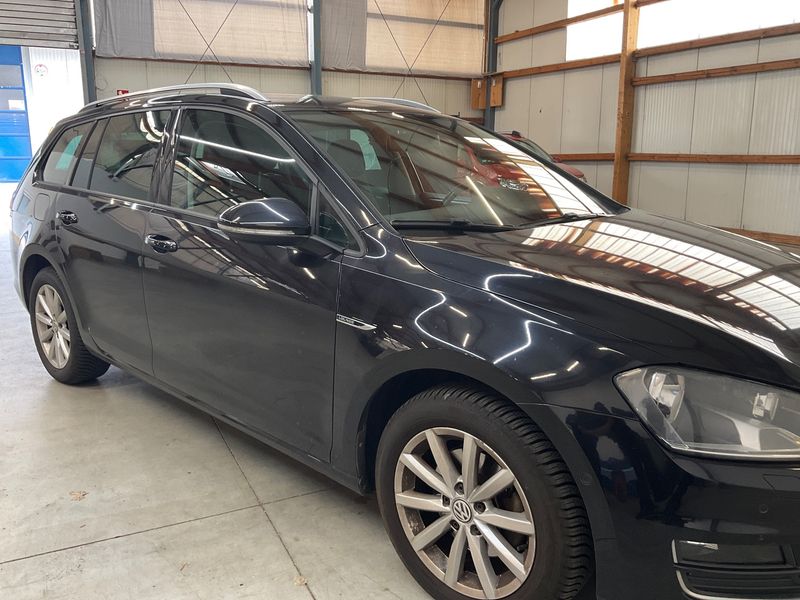 Volkswagen Golf VII 1.6 TDI Lounge BlueMotion Tech — zdjęcie 8