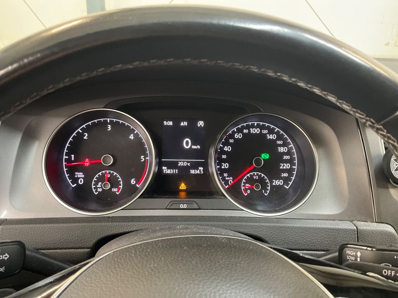 Volkswagen Golf VII 1.6 TDI Lounge BlueMotion Tech — zdjęcie 13
