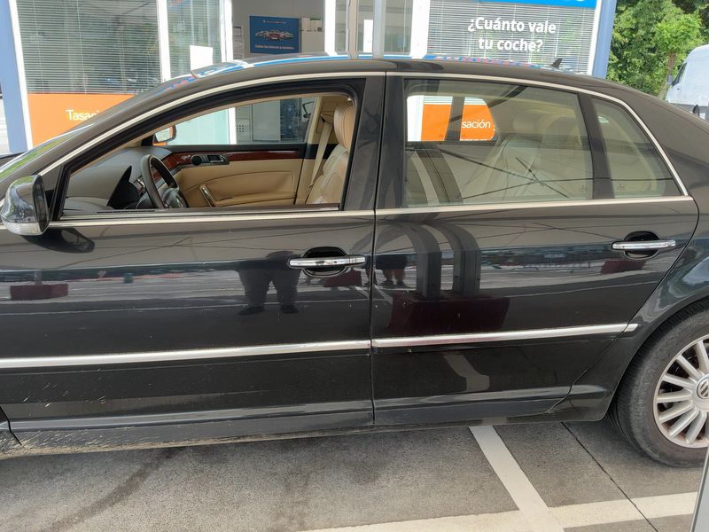 Volkswagen Phaeton 3.0 V6 TDI 4Motion — zdjęcie 4