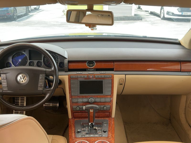 Volkswagen Phaeton 3.0 V6 TDI 4Motion — zdjęcie 12