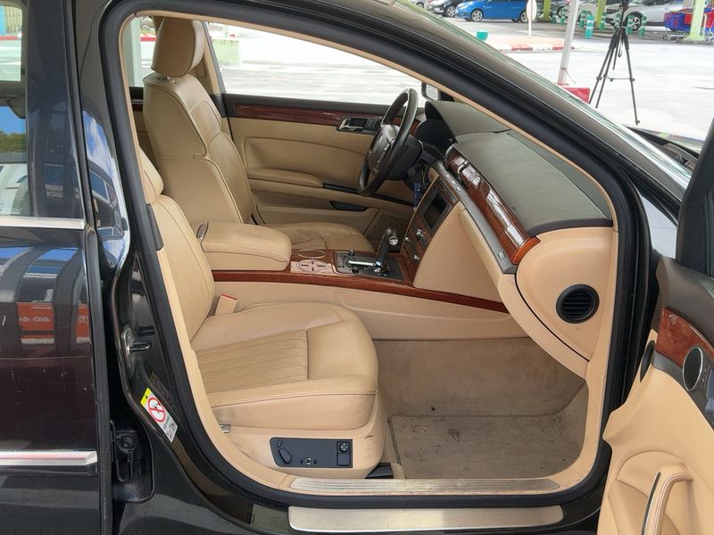 Volkswagen Phaeton 3.0 V6 TDI 4Motion — zdjęcie 11