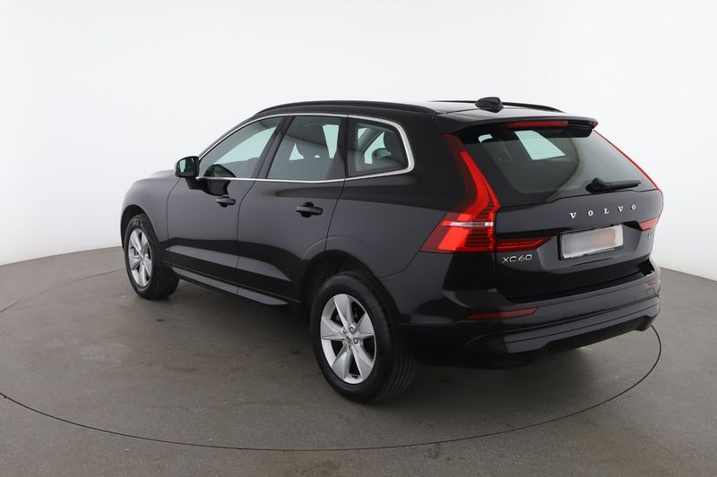 Volvo XC60 2.0 B4 Mild-Hybrid Core 2WD — zdjęcie 3