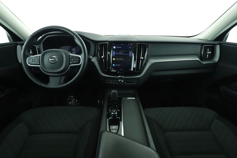 Volvo XC60 2.0 B4 Mild-Hybrid Core 2WD — zdjęcie 12