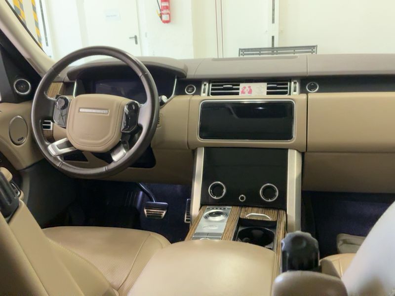 Land Rover Range Rover 3.0 SD V6 Vogue — zdjęcie 12