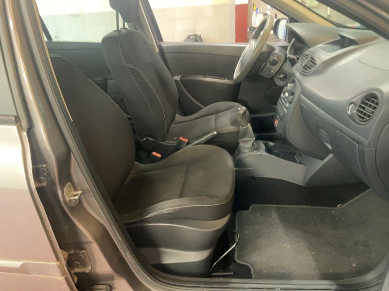 Renault Clio 1.2 Collection Zen — zdjęcie 11