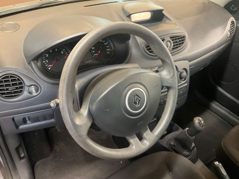 Renault Clio 1.2 Collection Zen 2014 – снимка 32