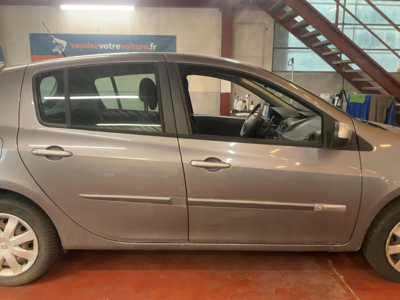 Renault Clio 1.2 Collection Zen — zdjęcie 7
