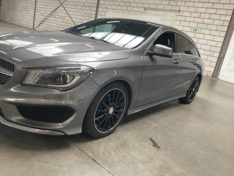 Mercedes-Benz CLA-Klasse CLA 220 Shooting Brake AMG Line 2016 – снимка 2