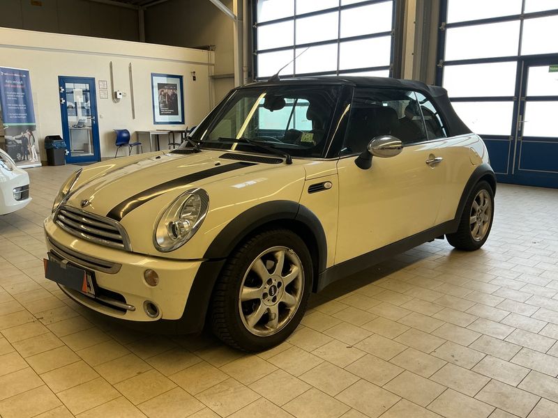 MINI Cabrio