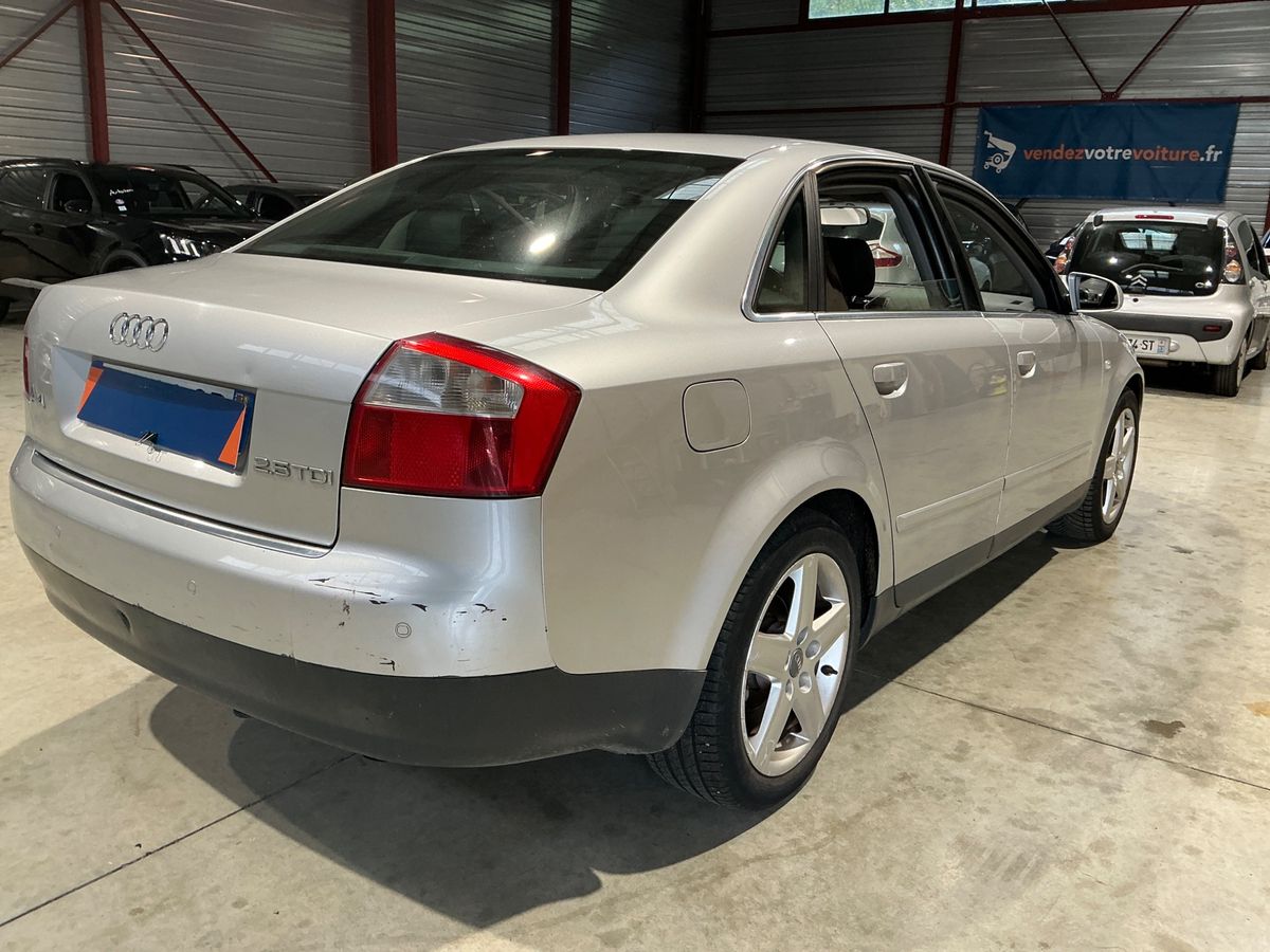 Audi A4 2.5 V6 TDI