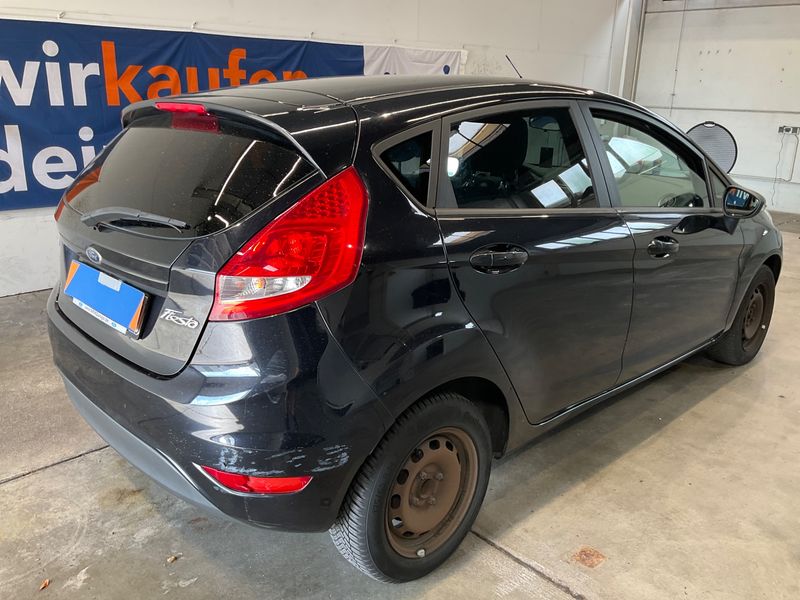 Ford Fiesta 1.25 Trend 2010 – снимка 2