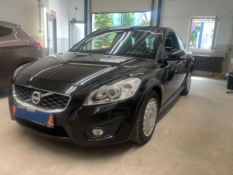 Volvo C30 2.0 D3 Momentum