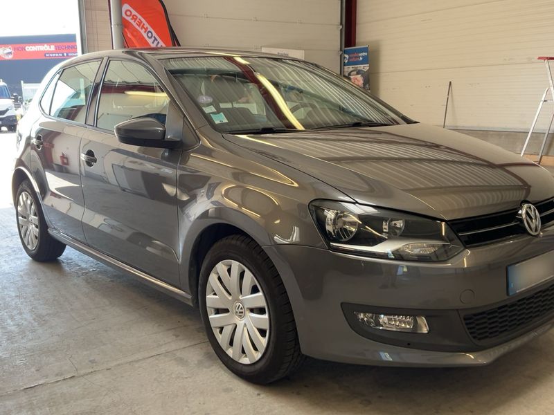 Volkswagen Polo 1.2 Comfortline — zdjęcie 8