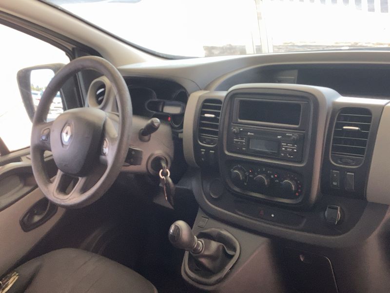 Renault Trafic 1.6 dCi L1H1 2,7t Komfort — zdjęcie 12