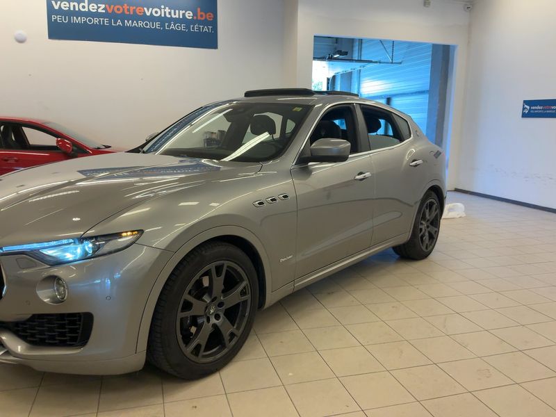 Maserati Levante 3.0 V6 Diesel GranLusso — zdjęcie 2