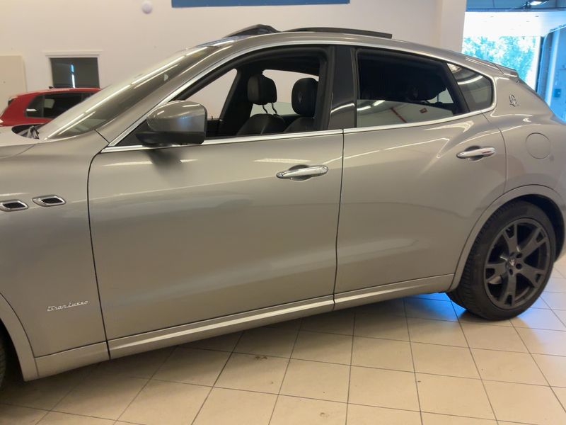 Maserati Levante 3.0 V6 Diesel GranLusso — zdjęcie 4
